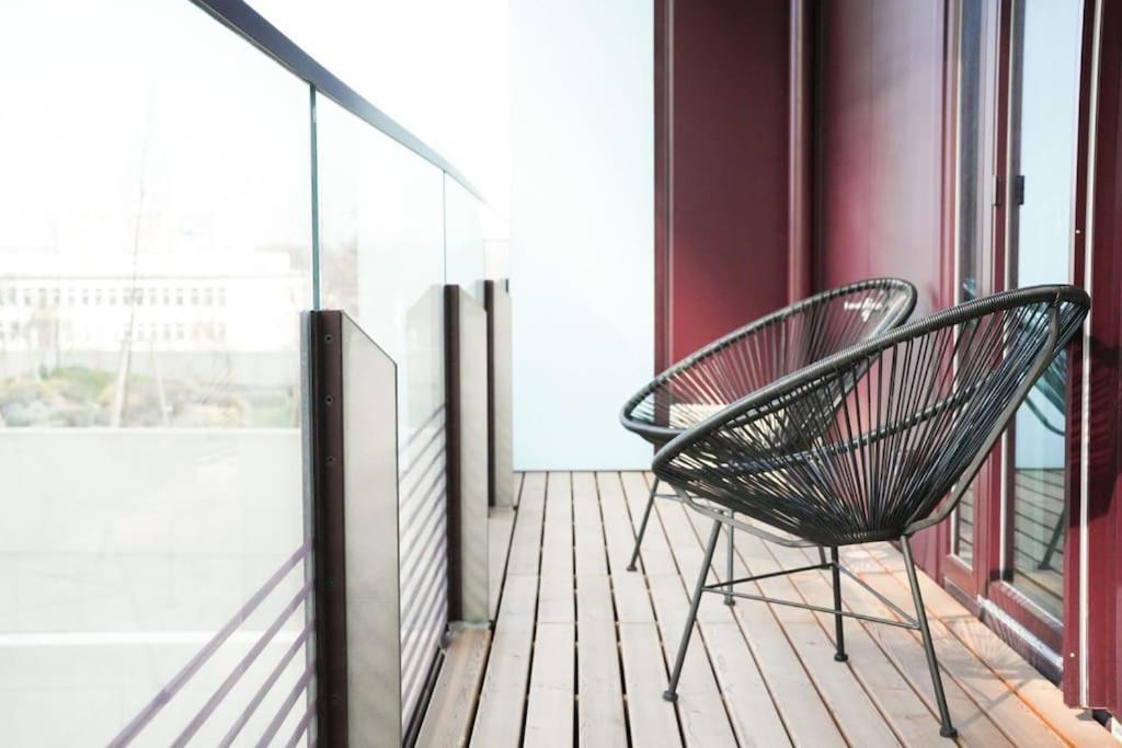 Exclusive Condo With Pool And Terrace Viena Exterior foto